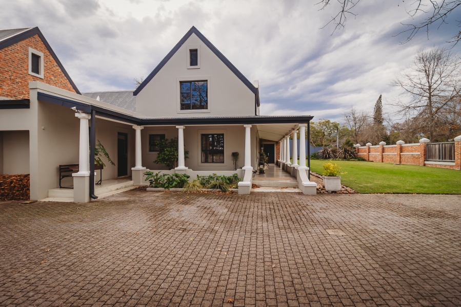 4 Bedroom Property for Sale in Camphersdrift Western Cape